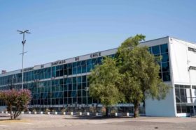 Estudiante de 21 años fallece al interior de la Universidad de Santiago: fueron obligados a suspender actividades académicas