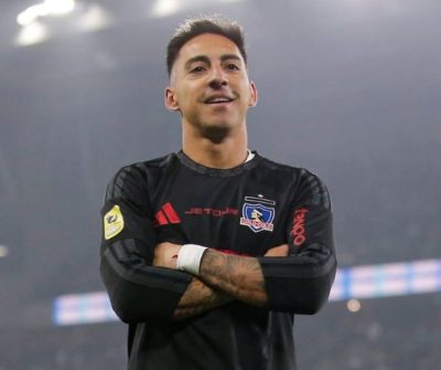 La respuesta de Colo Colo tras interés por Javier Correa desde Perú