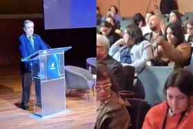 Tras congelamiento de obras por "recorte de gastos": Asistentes de evento en el GAM acorralan a ministro de Cultura en pleno discurso