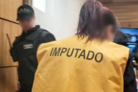 ¡Sujeto habría intentado ahorcarla! Corte rechaza prisión preventiva para mujer acusada de matar a su pareja