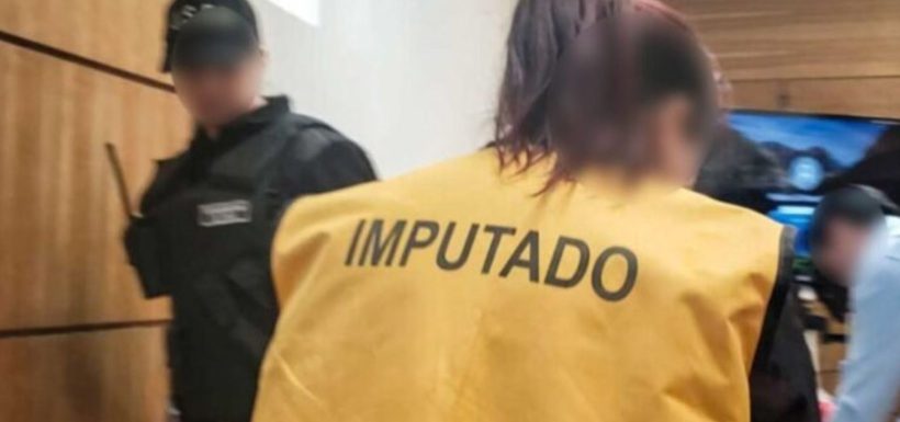 ¡Sujeto habría intentado ahorcarla! Corte rechaza prisión preventiva para mujer acusada de matar a su pareja