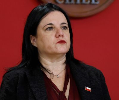¿Seguirá o no seguirá en el cargo? Crece la incertidumbre en torno a Steinert y Contraloría asoma como pieza clave para su futuro