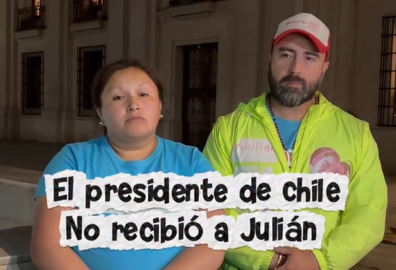 Padres de Joven Duchenne La Moneda