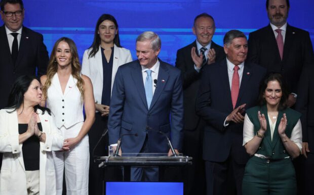 cambio gabinete jose antonio kast