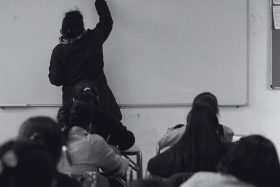 Golpes, insultos y amenazas: Profesores acusan escalada de violencia en establecimiento de Loncoche