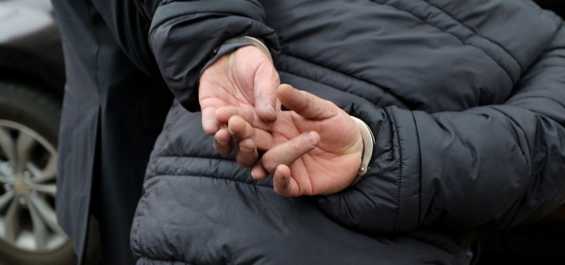 Lejos de pedir disculpas: Familiar de detenidos venezolanos lanzó atroz grito tras asalto a menores y una víctima apuñalada