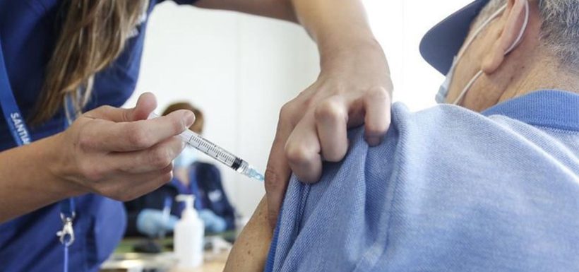 Chile enfrenta su peor momento del año por virus respiratorios: Autoridades piden actuar ya