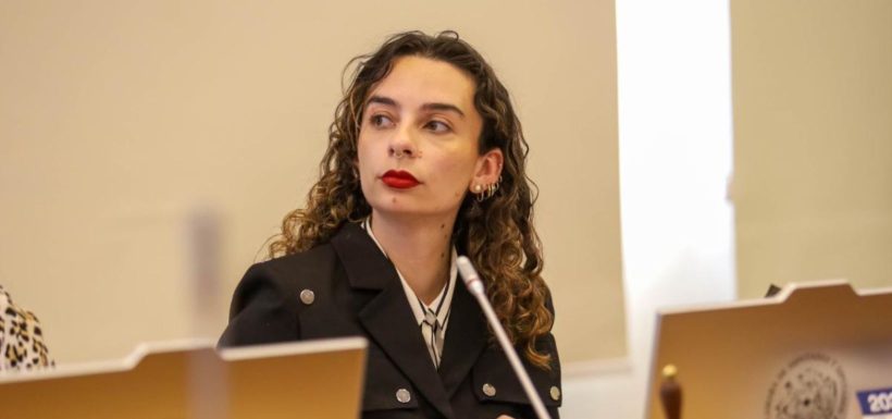 Escala polémica por funa: U. de Chile desmiente denuncia de diputada Rodríguez y apunta a provocaciones de su equipo