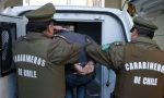 Violenta fuga en Valparaíso: Hombre acusado de apuñalar a su pareja embistió a un carabinero para escapar