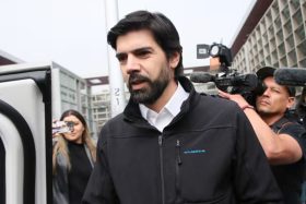 Joaquín Lavín León suma otro frente judicial: Aparecen funcionarios “fantasma” y nexos con campaña de Lavín padre