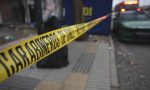 ¿Cómo llegó hasta ahí? Auto terminó dentro de estación del tren en Viña y dejó una víctima fatal