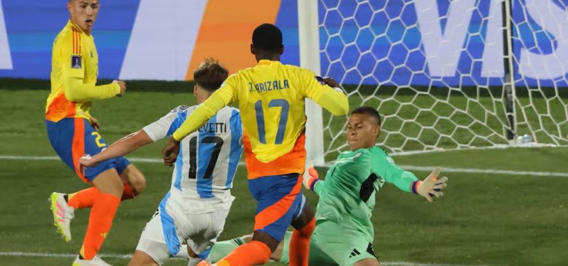 Universidad de Chile refuerzo Mundial sub 20
