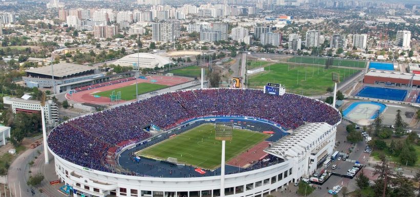 público visitante en el Superclásico 200
