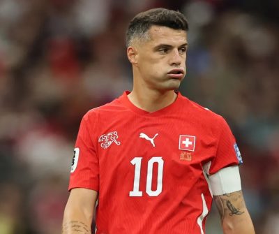 Xhaka Selección Suiza Certificado