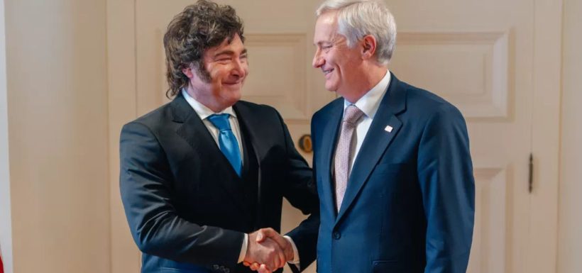 “Yo no lo habría dicho, pero…”: Kast evita pronunciarse sobre polémica expresión de Milei en pleno Foro Madrid