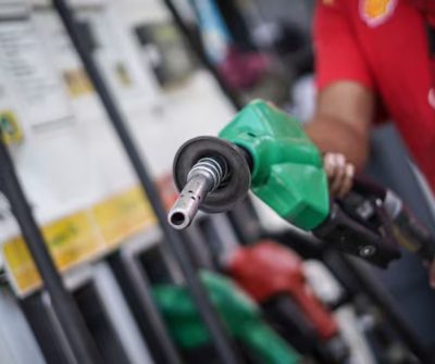 Combustibles sufrirán importante alza en la previa a Fiestas Patrias: ¿Cuándo empezarán a regir nuevos precios?