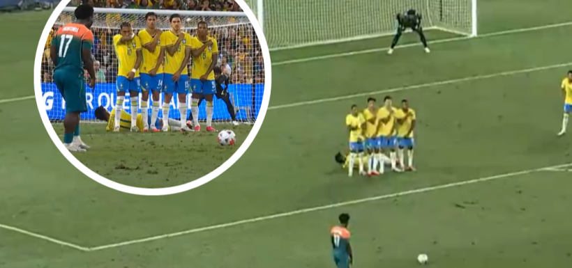 VIDEO australia Golazo tiro libre Brasil