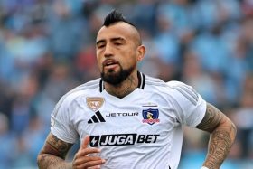Blanco y Negro Arturo Vidal renovación Colo Colo