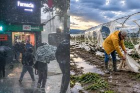 Lluvias en Chile golpean al comercio y encienden las alertas por posibles alzas de precios: ¿Cuantos millones en pérdidas?