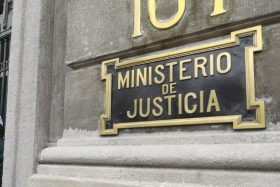 asesora Ministerio de Justicia hija ministro